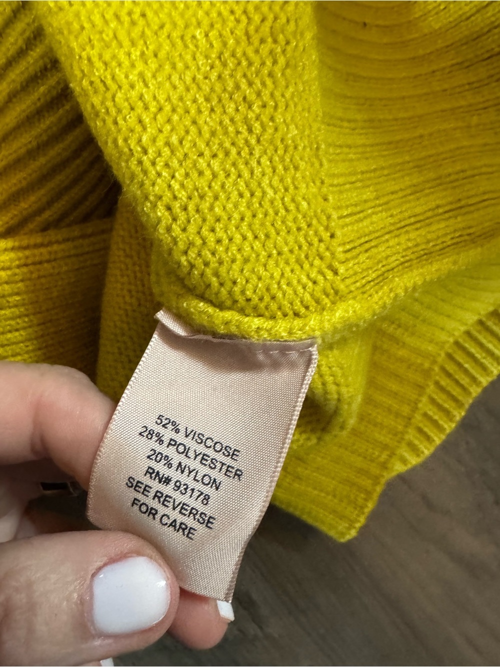 Philosophy Lemon Yellow Ribbed Knit Top - Picture 5 of 7